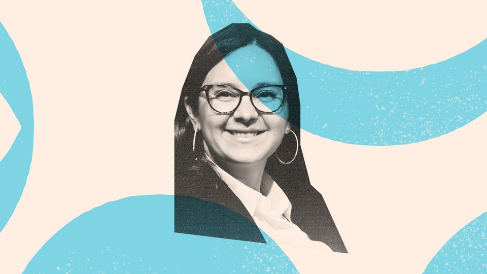 A grayscale image of Bari Weiss with a beige and light blue patterned background