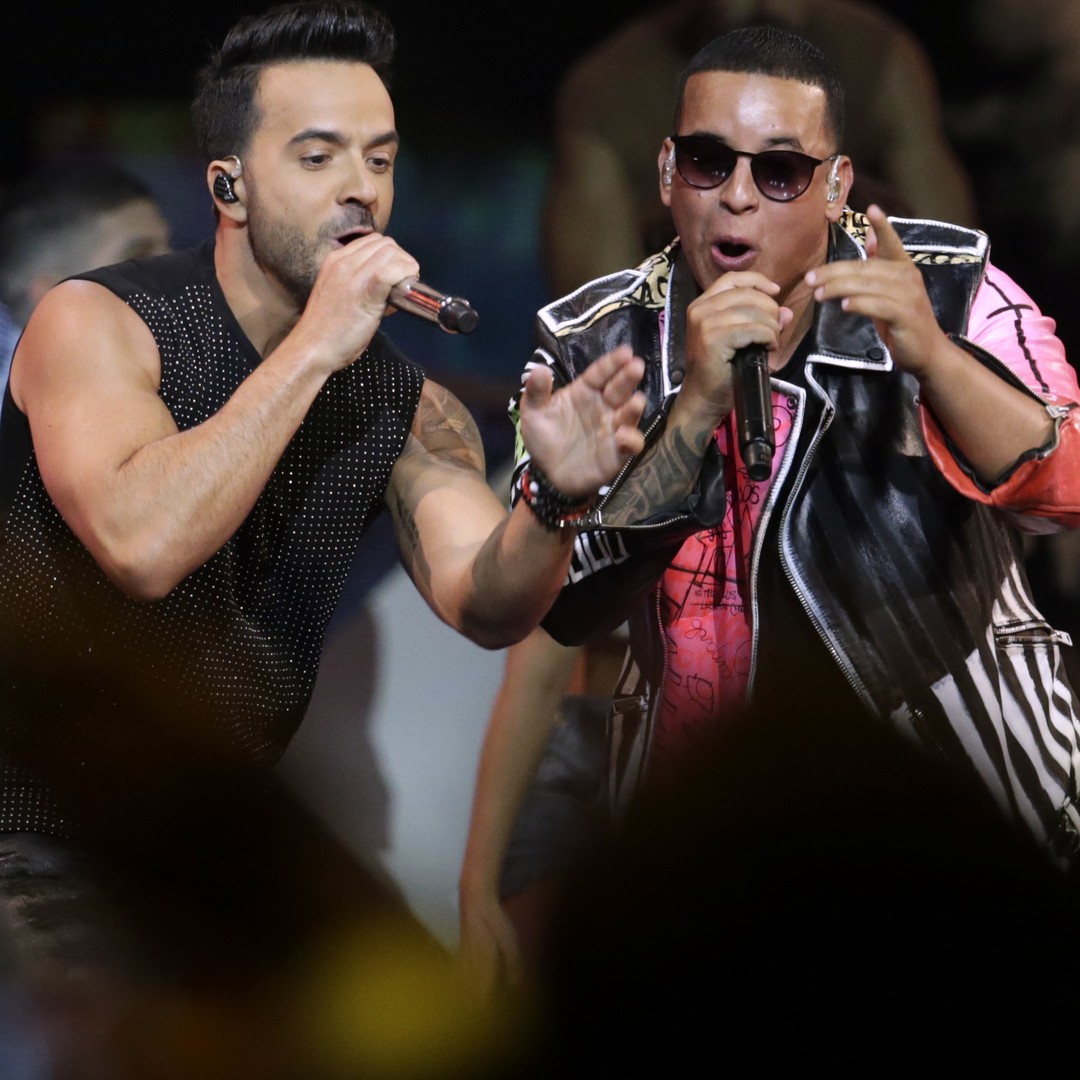 Luis Fonsi, Daddy Yankee, & Justin Bieber's “Despacito” Becomes First  Spanish-Language #1 Single Since “Macarena” - SPIN