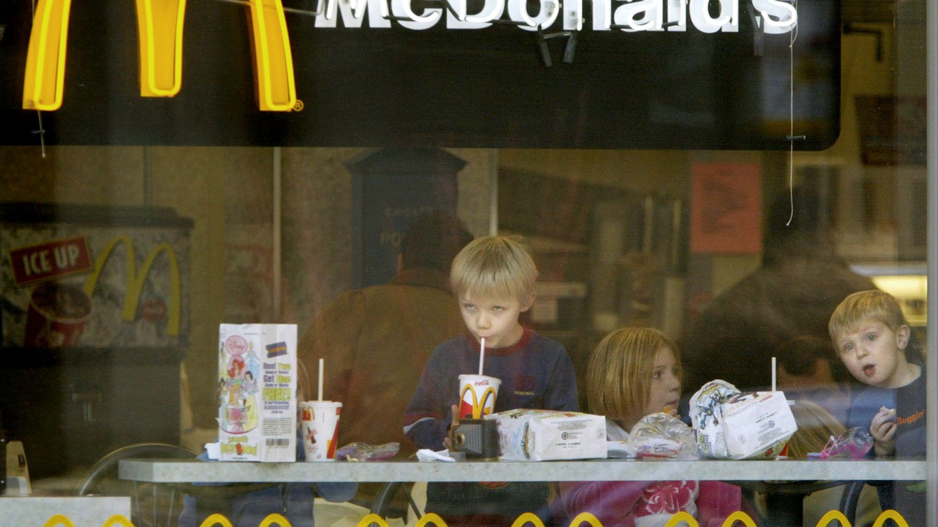 New CDC Study Shows Everyone Eats Fast Food Equally - The Atlantic
