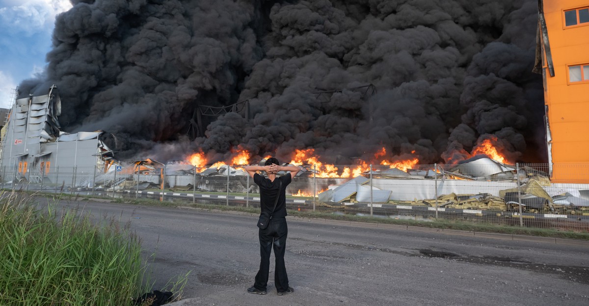 cdn.theatlantic.com image