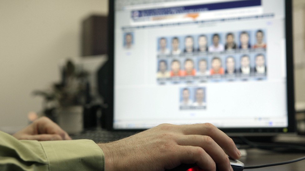 Police Facial-Recognition Databases Have Few Legal Limits on Their Use ...