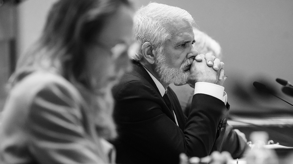 The scientist Robert Malone sits in a meeting of the CDC's Advisory Committee on Immunization Practices.