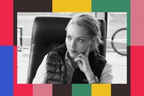 Amanda Seyfried as Elizabeth Holmes