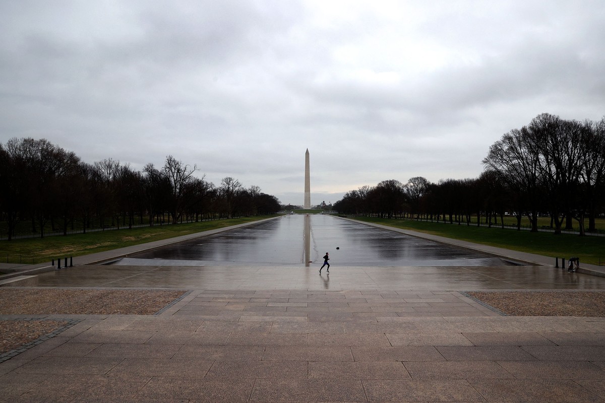 Photos The Quiet Emptiness Of A World Under Coronavirus The