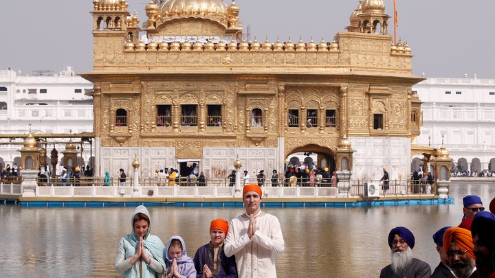 The Trudeaus pose outside the Golden Temple