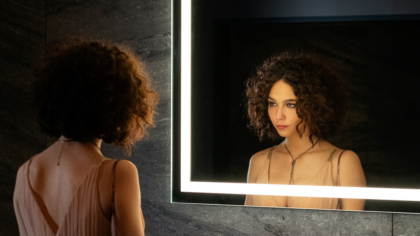 The Undoing S Depiction Of Elena S Murder Failed The Atlantic