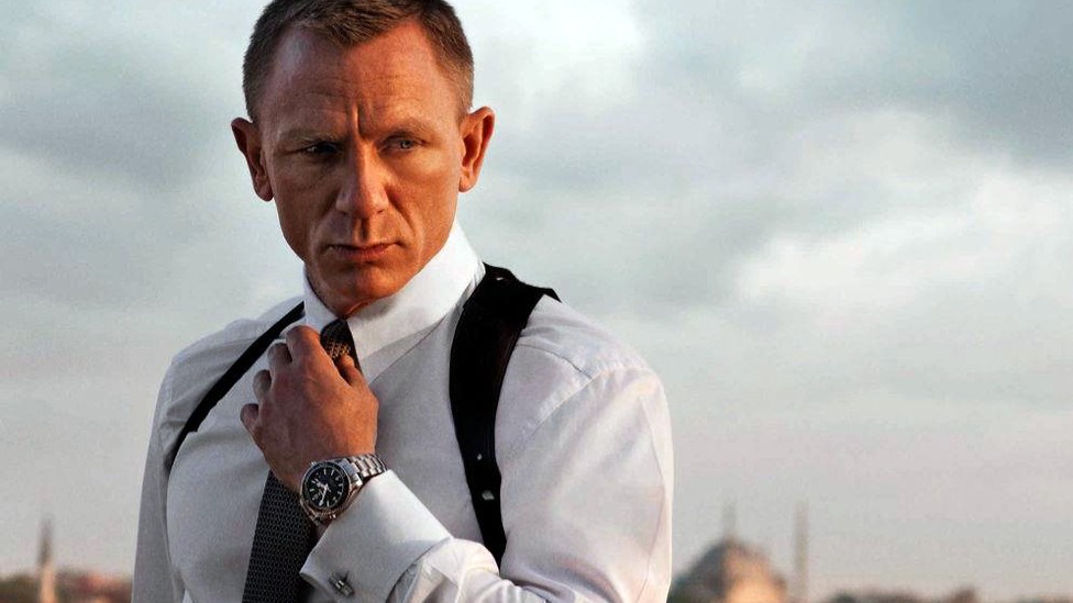 James bond фото