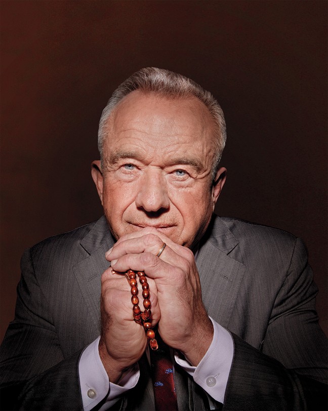 چرا رابرت اف. کندی جونیور اینقدر مطمئن است که حق با اوست؟