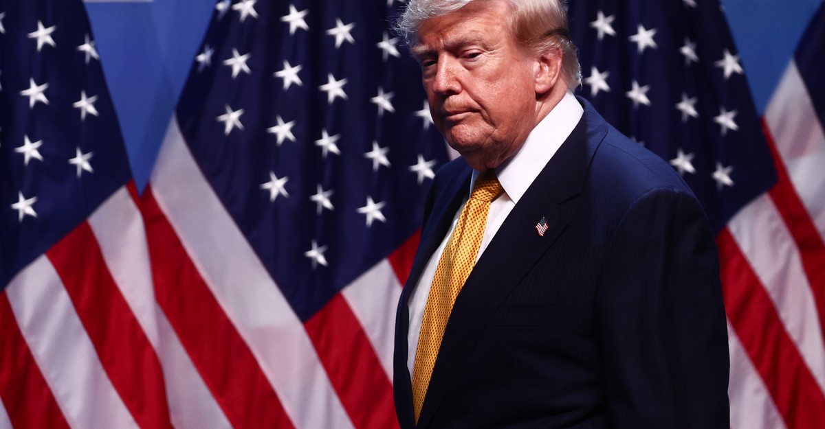 https://cdn.theatlantic.com/thumbor/Vd3vEzsi02u55zLsMbirdbNtAFk=/0x0:2876x1498/1200x625/media/img/mt/2026/07/2026_07_09_Trump_Is_Destroying_What_Made_the_American_Economy_Great_2284728429/original.jpg