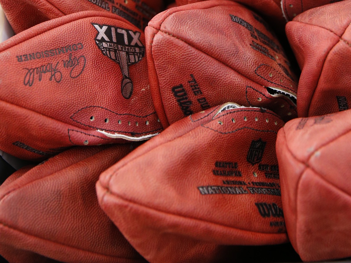 NFL plans to create a standard for gloves - NBC Sports