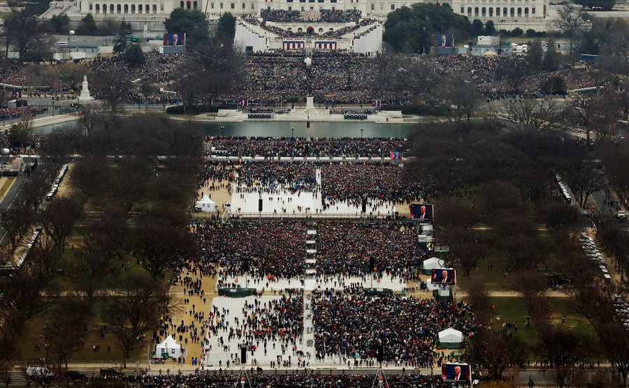 Inauguration 2017 Attendance A Photographic Fact Check The Atlantic