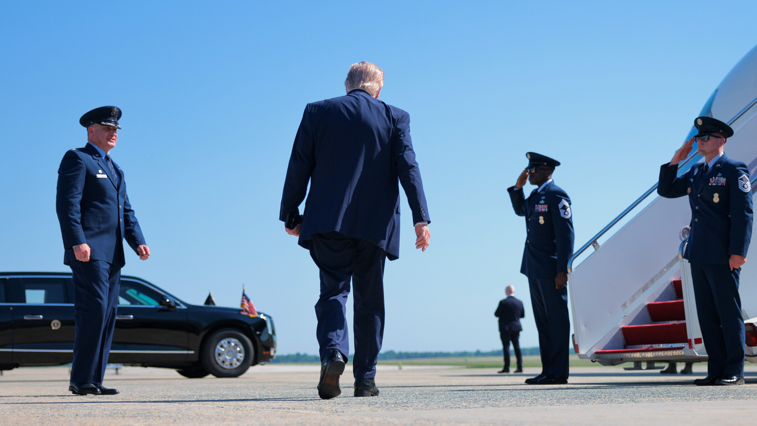 Trump’s Endgame Is Surrender