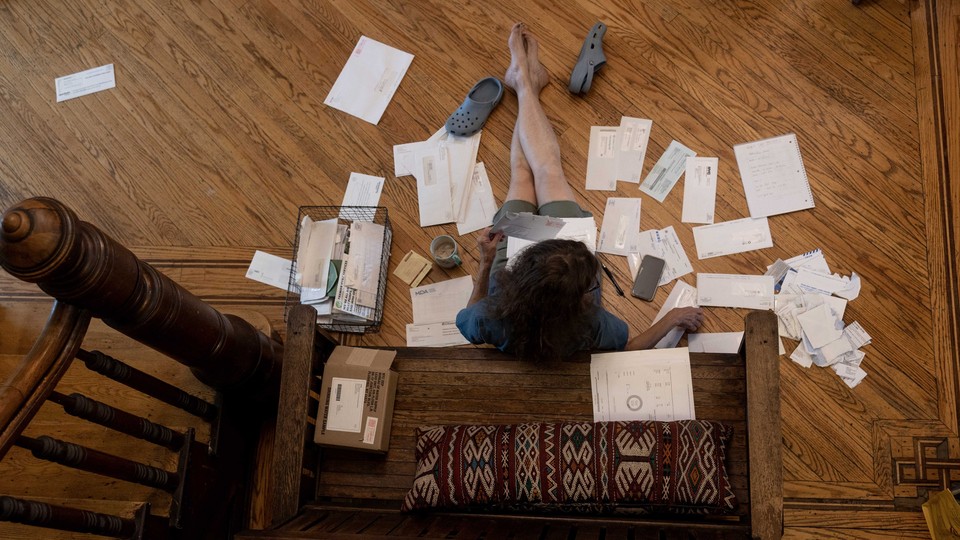 «ما با یک بحران عظیم روبرو هستیم»