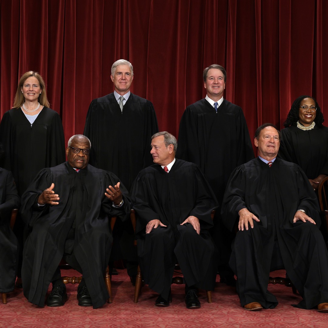 Supreme court shop dress code