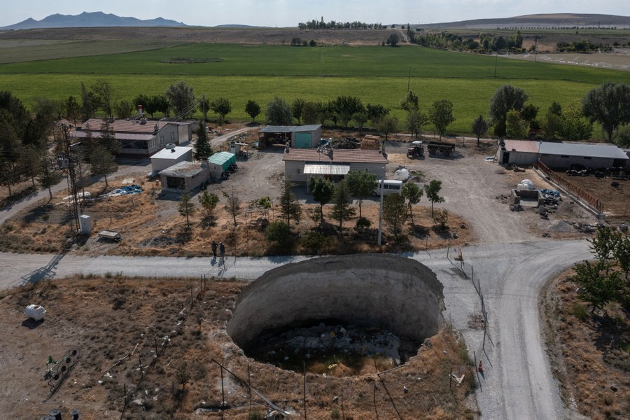 Photos Drought and Sinkholes Threaten Farmers in Turkey The