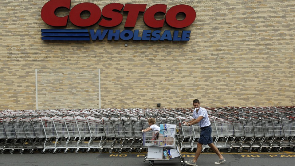 What Costco's New Wages Say About the Health of the American Economy