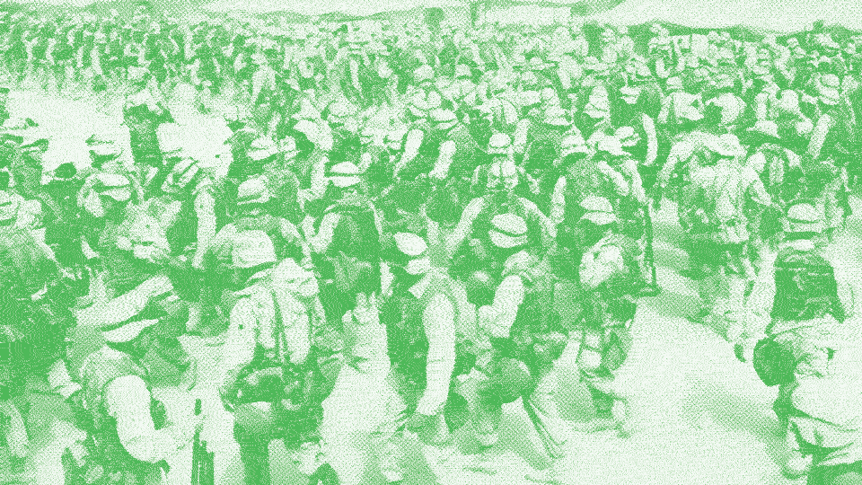 A stylized GIF of a photograph of a crowd of soldiers