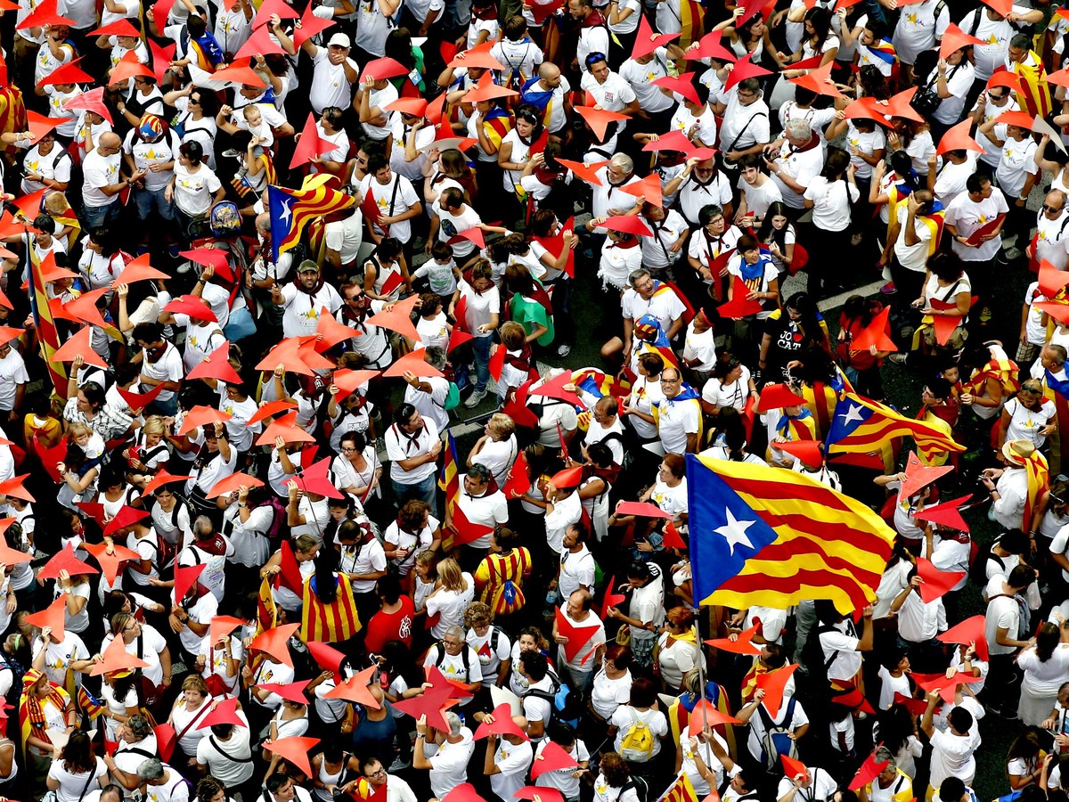 Spain May End Catalan-Only Schools - Language Magazine