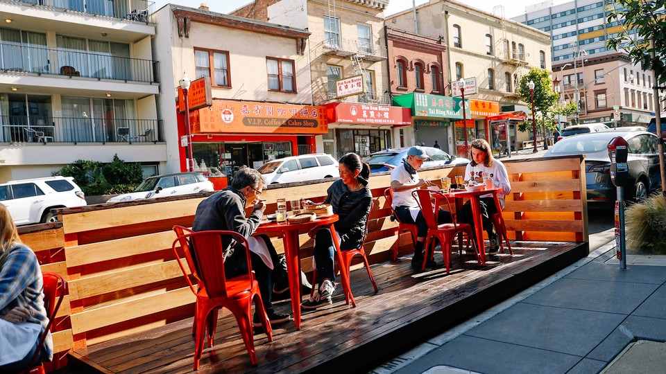 Outdoor dining in a parklet in San Francisco.