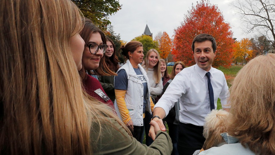 South Bend, Indiana Mayor Pete Buttigieg thanks campaign volunteers in New Hampshire