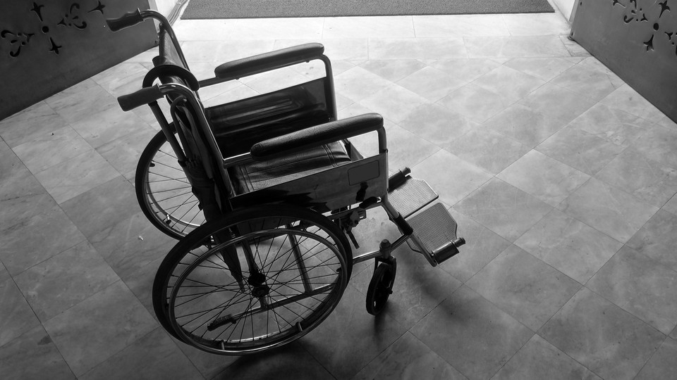 A single wheelchair.