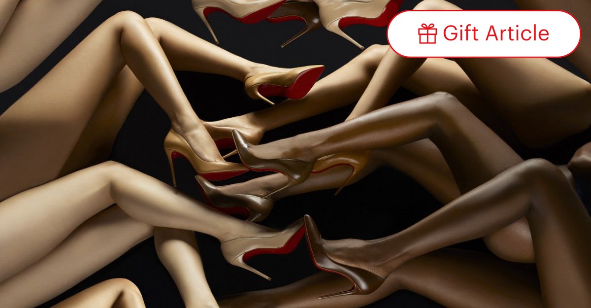 Louboutin nude collection outlet