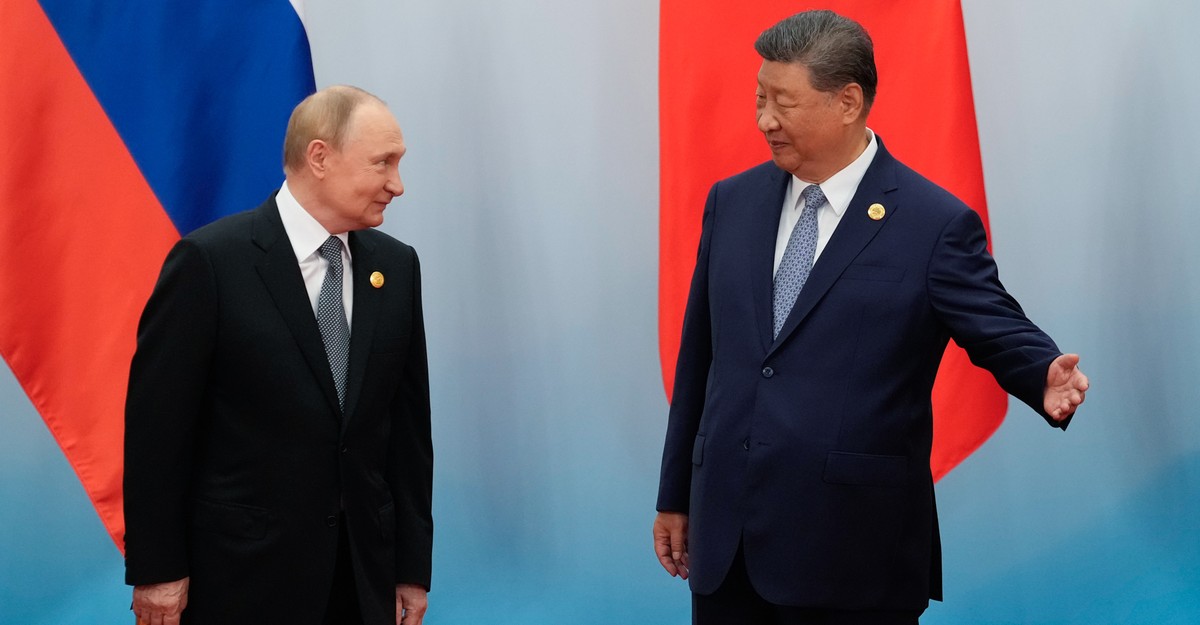 Putin and Xi Are Holding the West Together