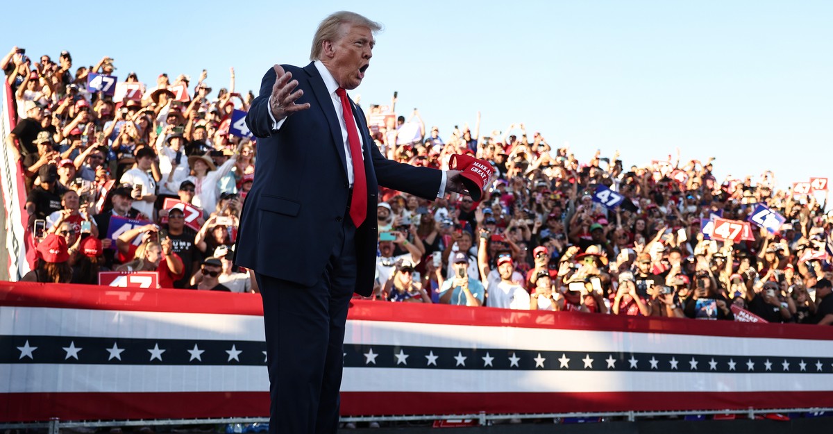 The ambiance of a Trump rally