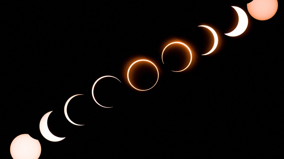 Composite image of nine stages of a total solar eclipse