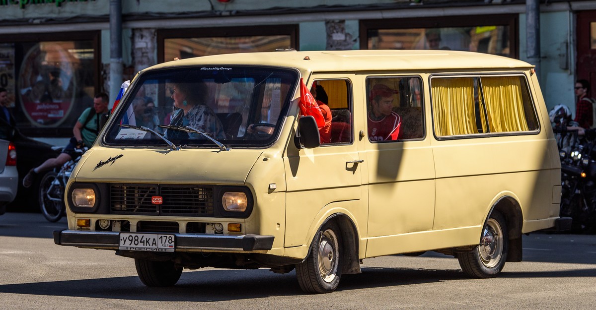 The Bootleg Video Vans of the Soviet Union - The Atlantic