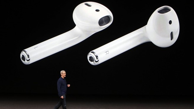 Apple's wireless headphones can't seem to hold a charge 