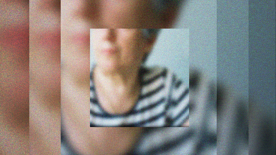 blurry repeating picture of a woman