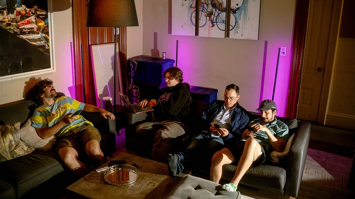 theatlantic.com - Matteo Wong - I Spent a Week in a Hacker House