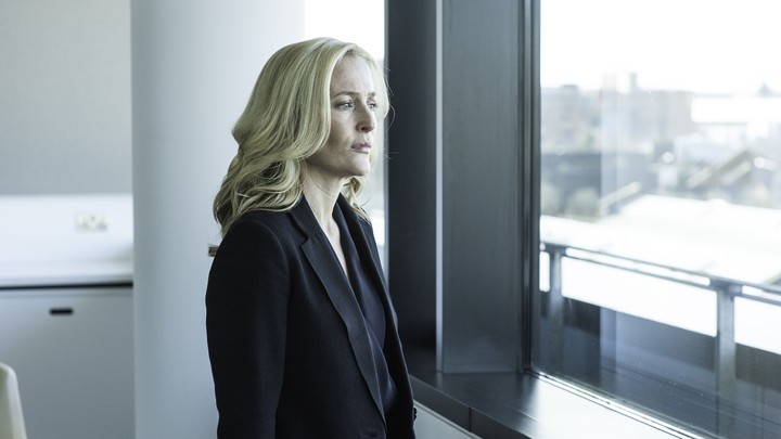 Review Netflix S The Fall Comes To A Maddening End In Its Third Season The Atlantic