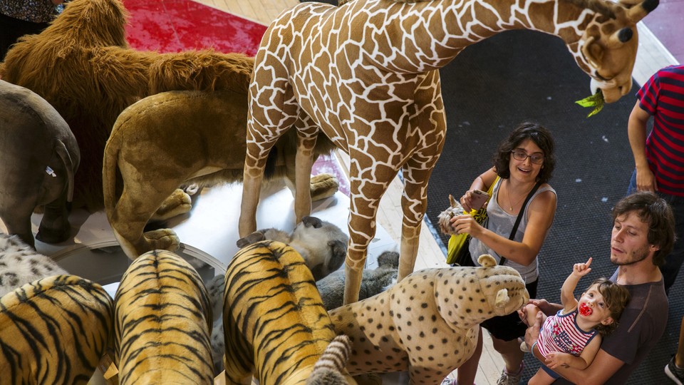 Photos: FAO Schwarz through the years