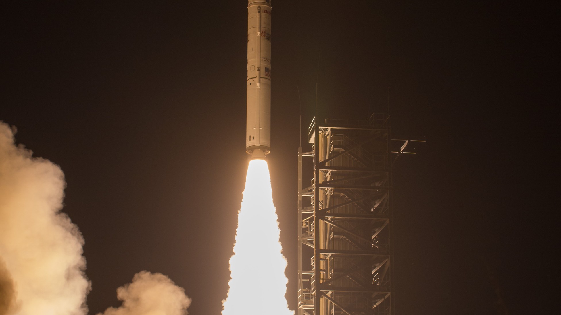 GAO Says Competition Key to Building Better Space Taxis for Satellites