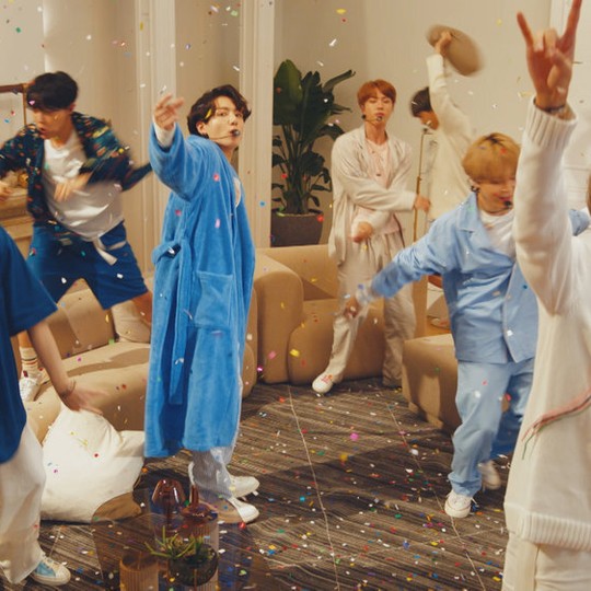 In 2020, BTS Made the World Feel Big Again - The Atlantic