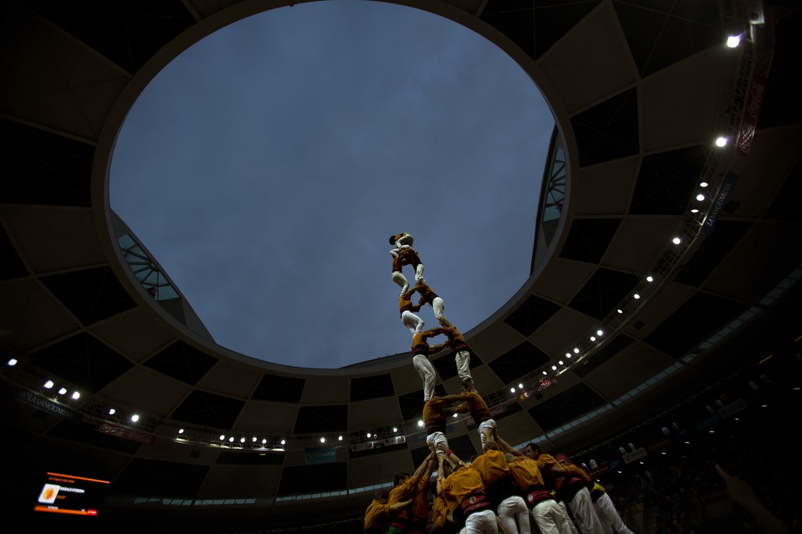 The Impossible Elegance of the Human Tower - The Atlantic