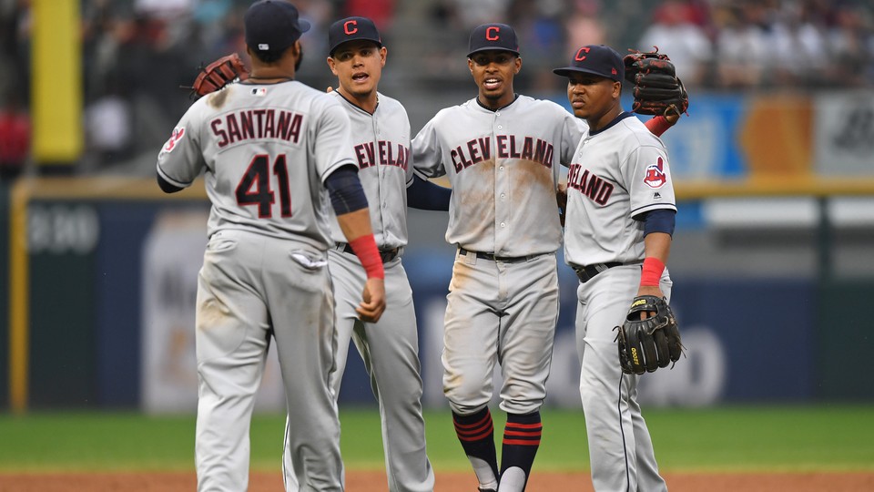 Cleveland Indians to wear all-black uniforms for 2019 MLB Players