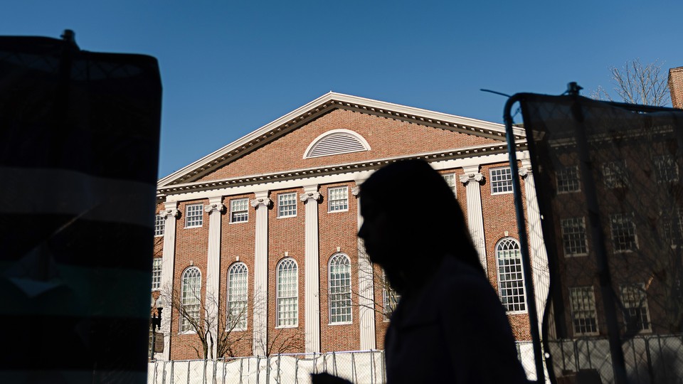 چرا دانشجویان شیفته «کسر نمره» هستند؟