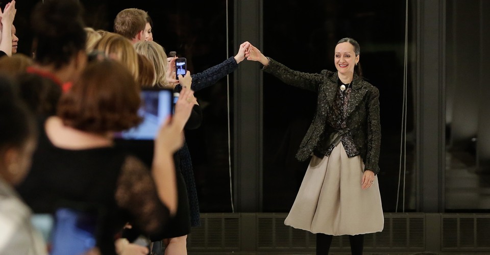 Isabel Toledo Beyond The Michelle Obama Dress The Atlantic The korean aesthetic fashion consists of comfortable clothing with soft colors (beige, light pink, white, ext.).