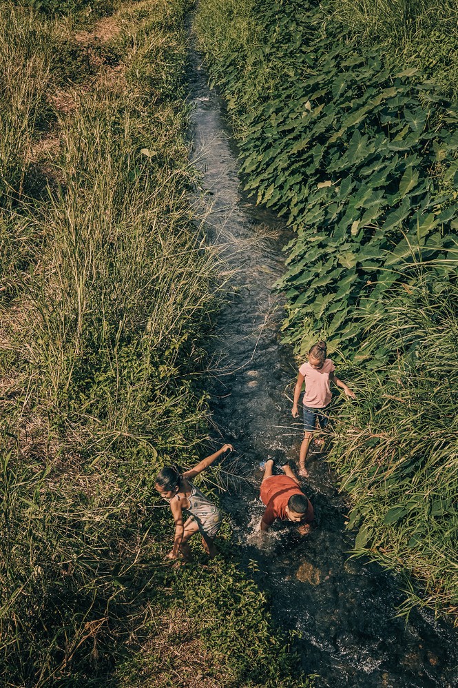 Kids playing in Maricao