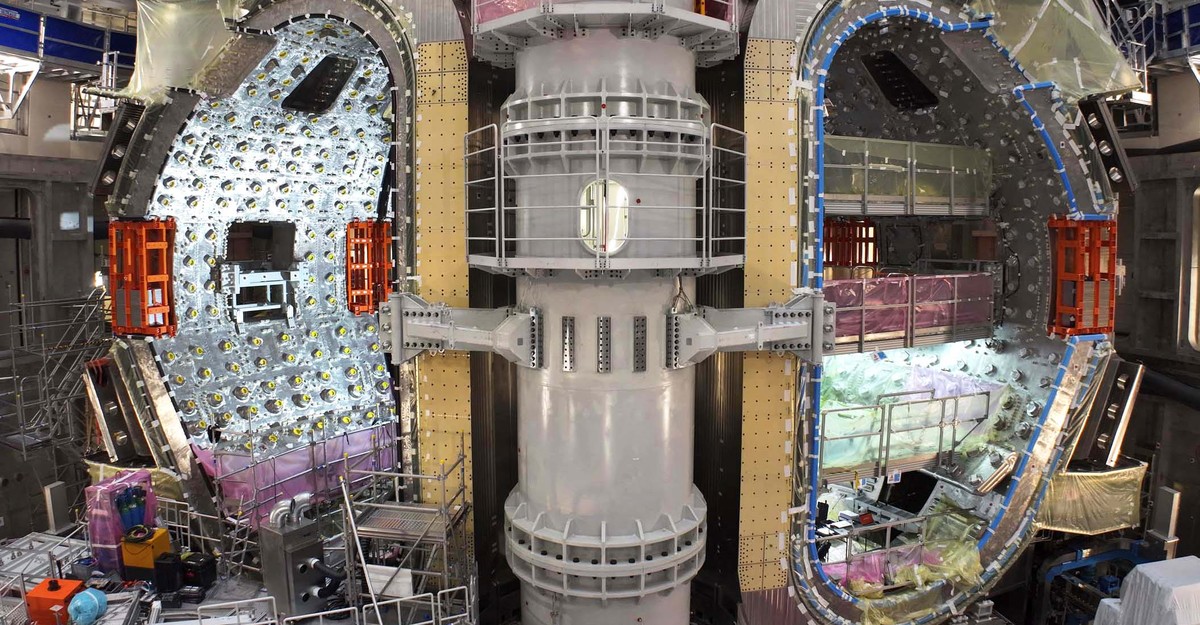Photos: Building the World’s Largest Fusion Reactor