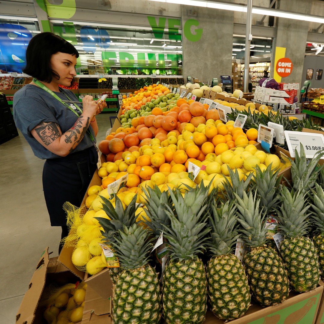 If You Want Grocery Delivery, Get on the  Fresh and Whole Foods  Waiting Lists Now