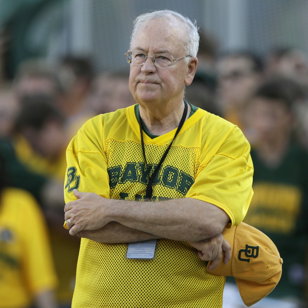 Ken Starr Stepping Down As Baylor University S Chancellor The Atlantic