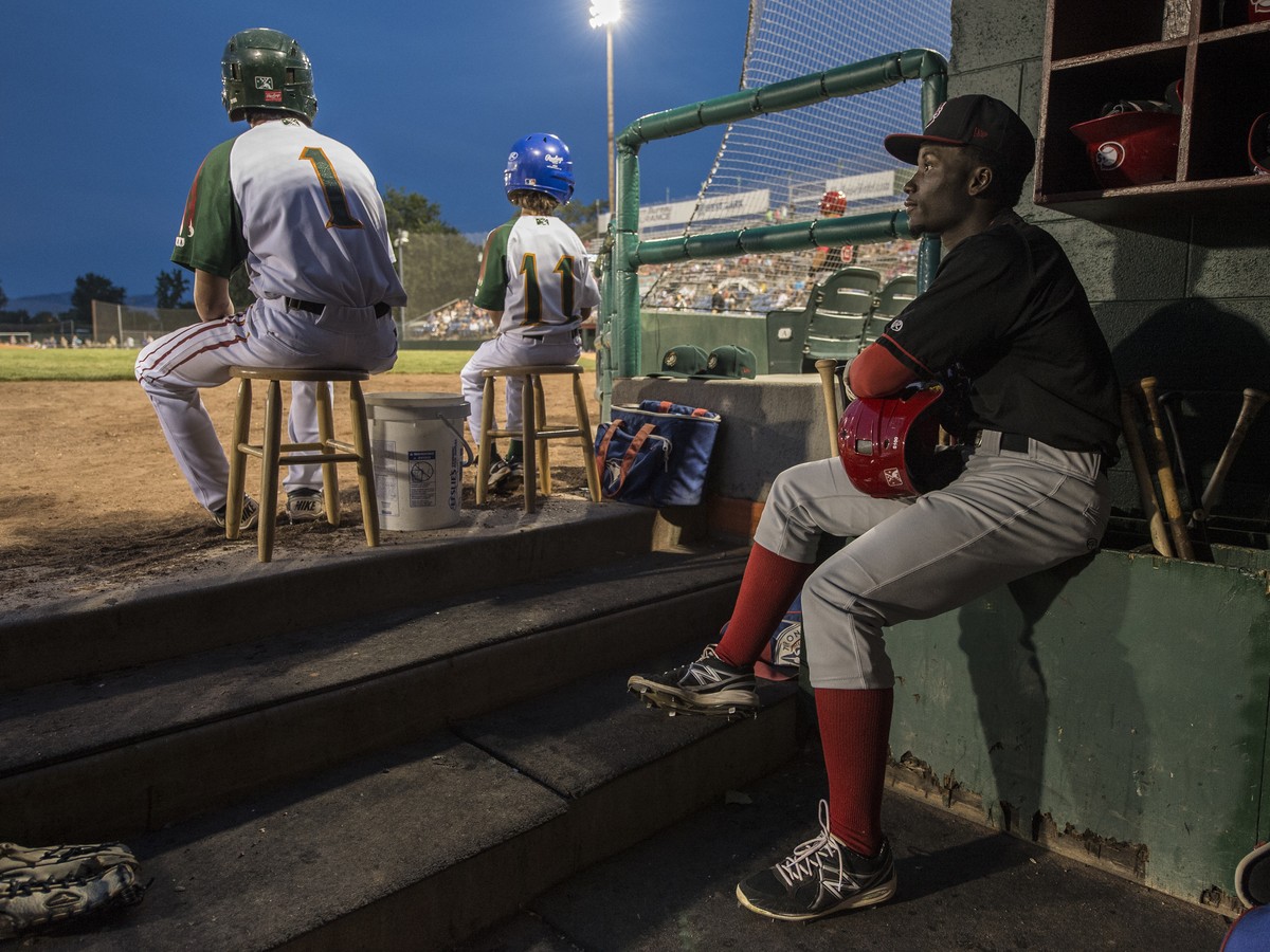 Vancouver Canadians Officially Sign 10-Year MLB Professional Development  League Agreement