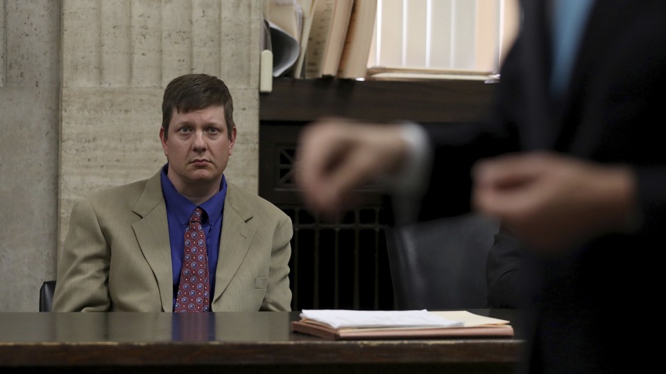 Chicago police officer Jason Van Dyke at a court hearing on May 11, 2017.