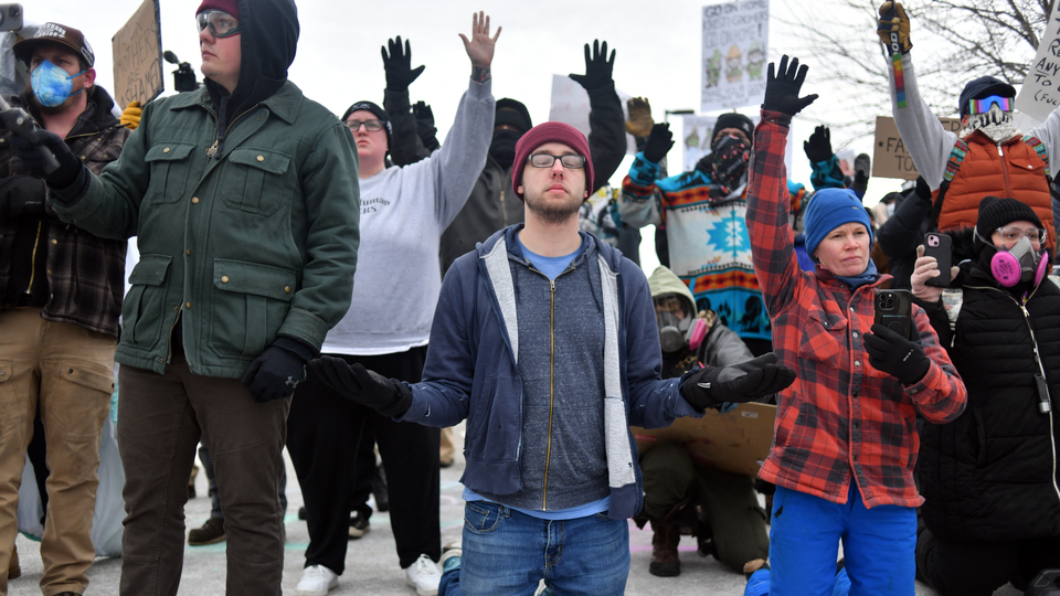 a photo of protestors in Minnesota