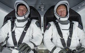 With Spacex Splashdown Spaceflight Is Back In America The Atlantic