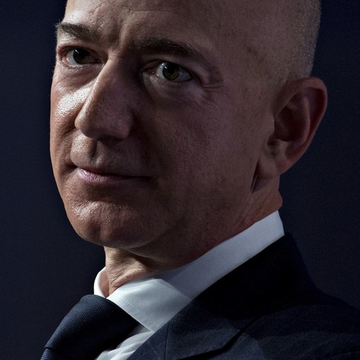 Jeff Bezos’s Hypocritical Assertion of Power - The Atlantic
